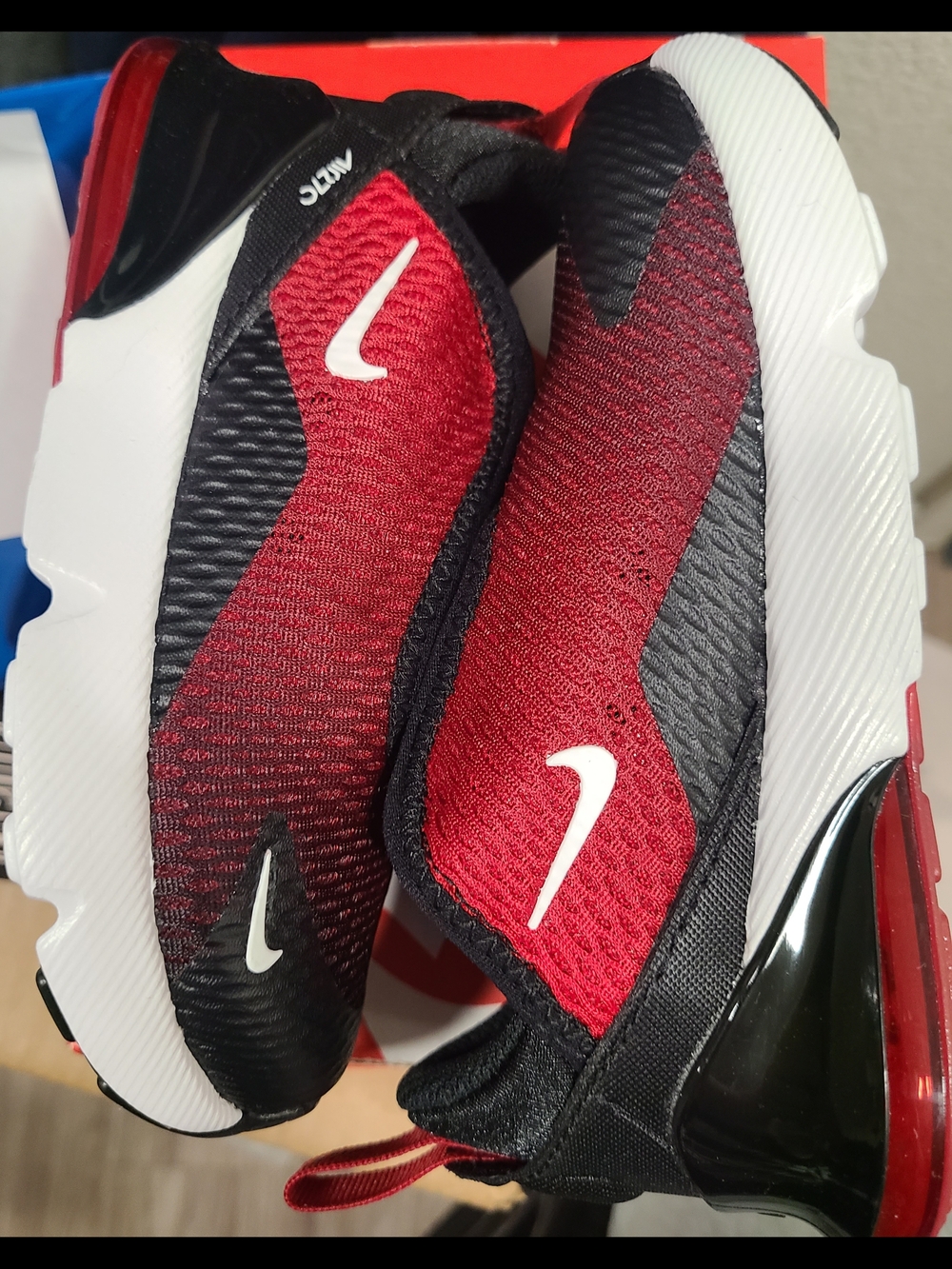 Nike Kids Air Max 270s 10C